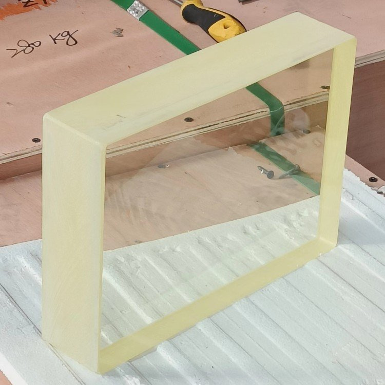 唐山铅玻璃是什么材料做的